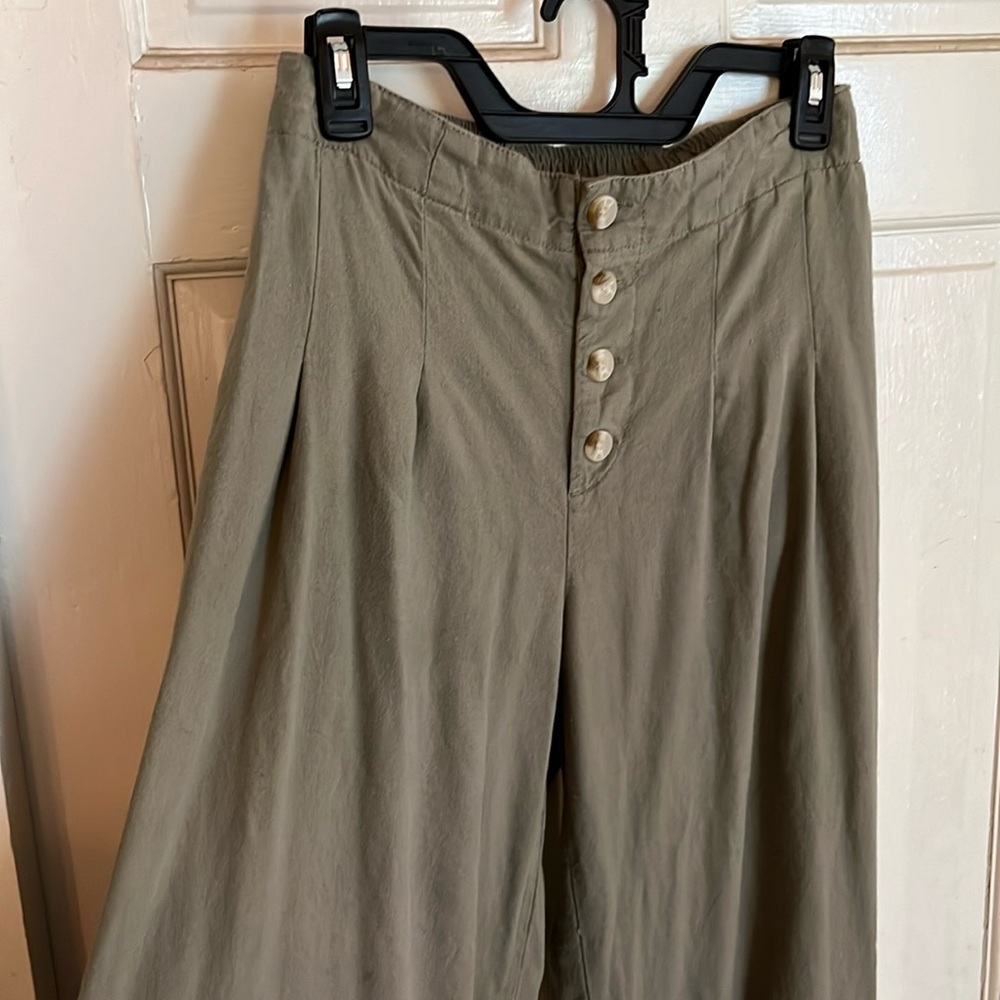 Sincerely Jules sage green linen blend pants